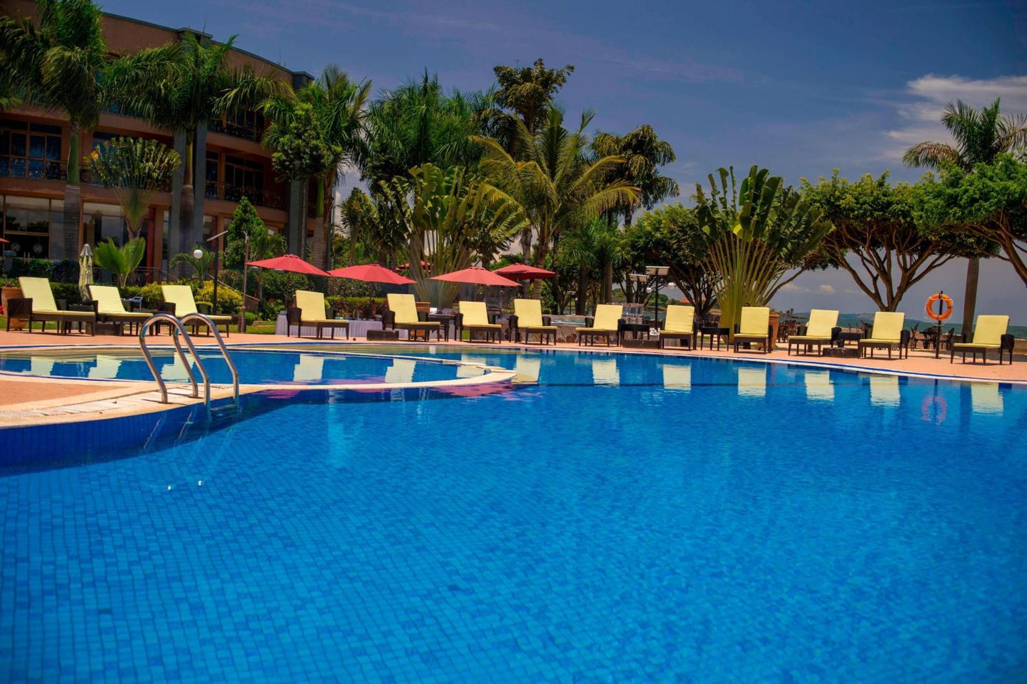 Protea Hotel By Marriott Entebbe Exterior foto