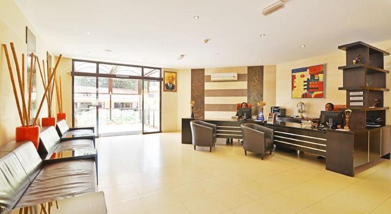 Protea Hotel By Marriott Entebbe Exterior foto